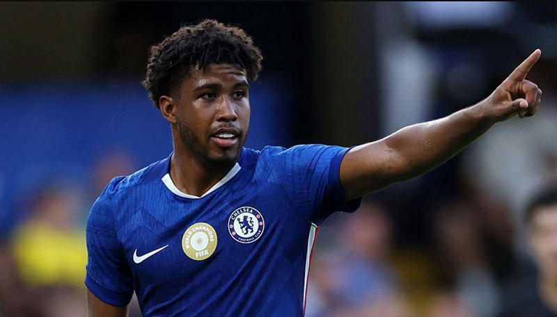 Santos tỏa sáng rực rỡ trong vai trò thế chỗ Caicedo